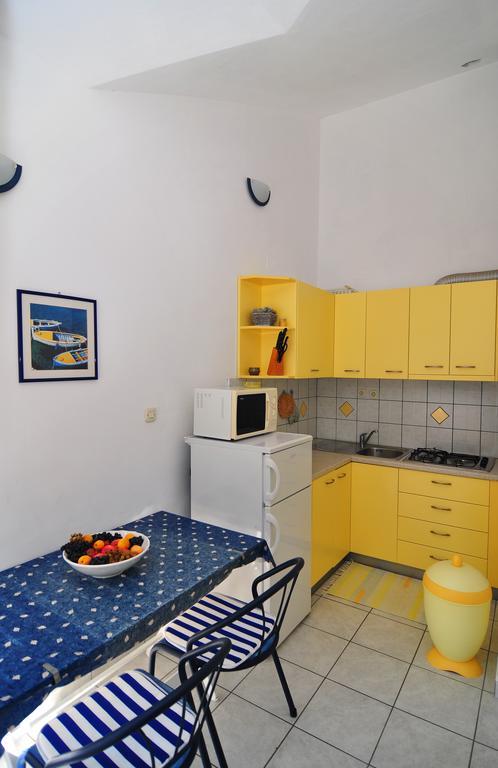 Apartments Livia Lastovo Quarto foto